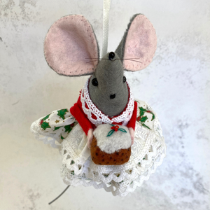 Mischief Mouse. Christmas Puds.